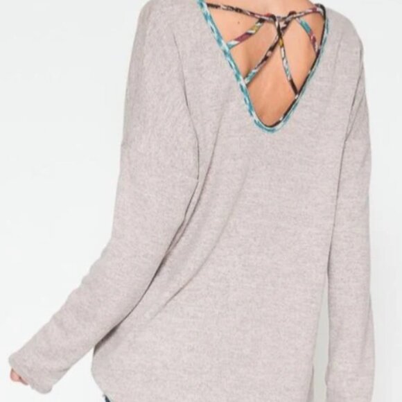 Now N Forever Women's 2X Solid Crisscross V-Back Top w/Aztec Print Trim NWOT - Picture 2 of 8